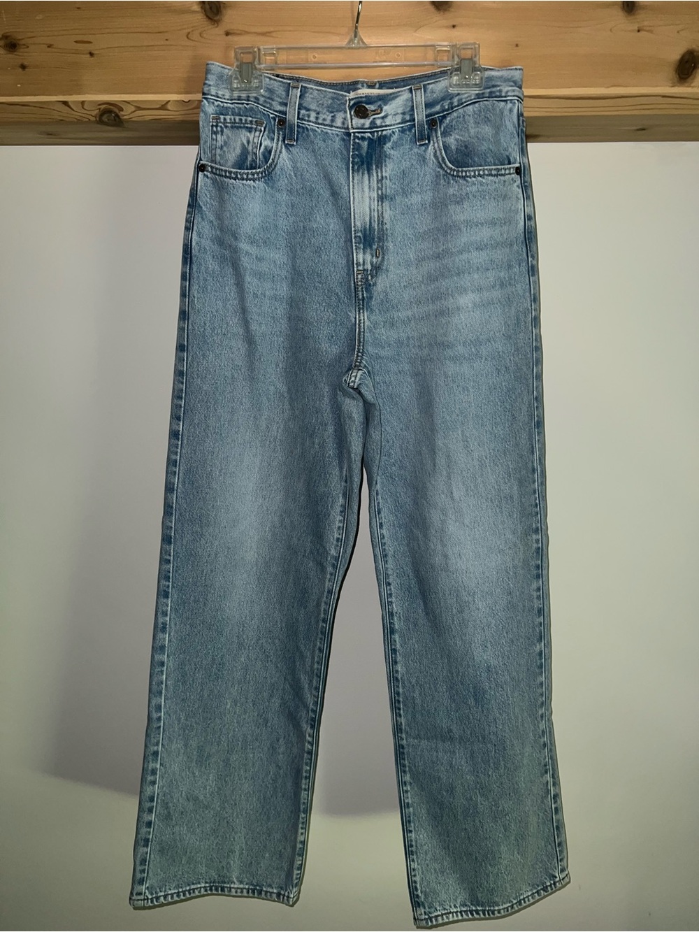 Levi's High Waisted Straight-Leg Jeans in Light Blue Wash- 29